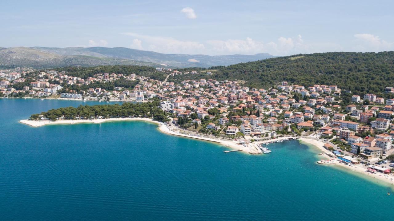 Apartments By The Sea Okrug Gornji, Ciovo - 1111 Trogir Exterior foto